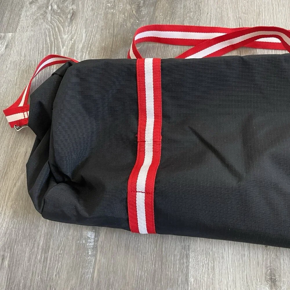 Nike Heritage Basketball Duffel Travel Bag Throwback Flight Black Red White
